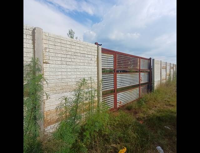 996M² VACANT LAND FOR SALE IN KOOKRUS